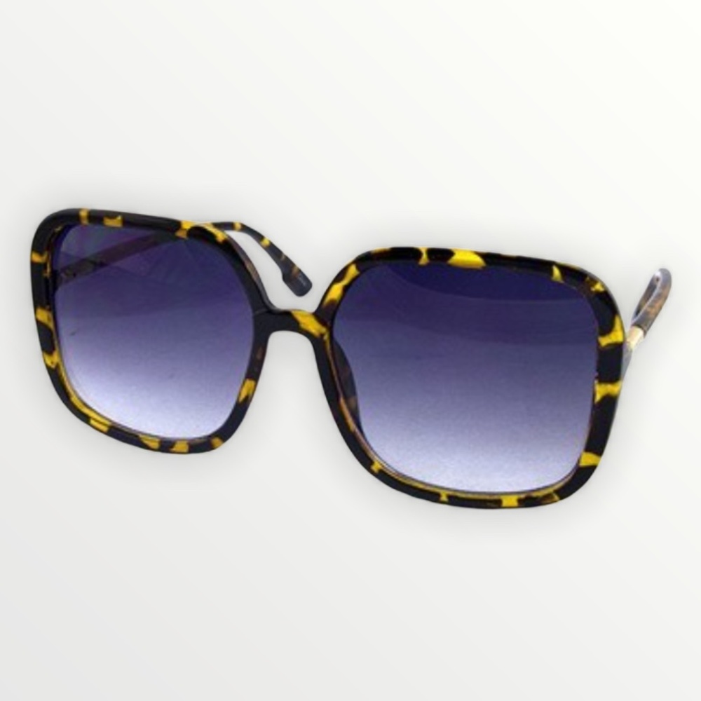 FULLY RIMMED FASHION SUNGLASSES - Picture 2 of 3